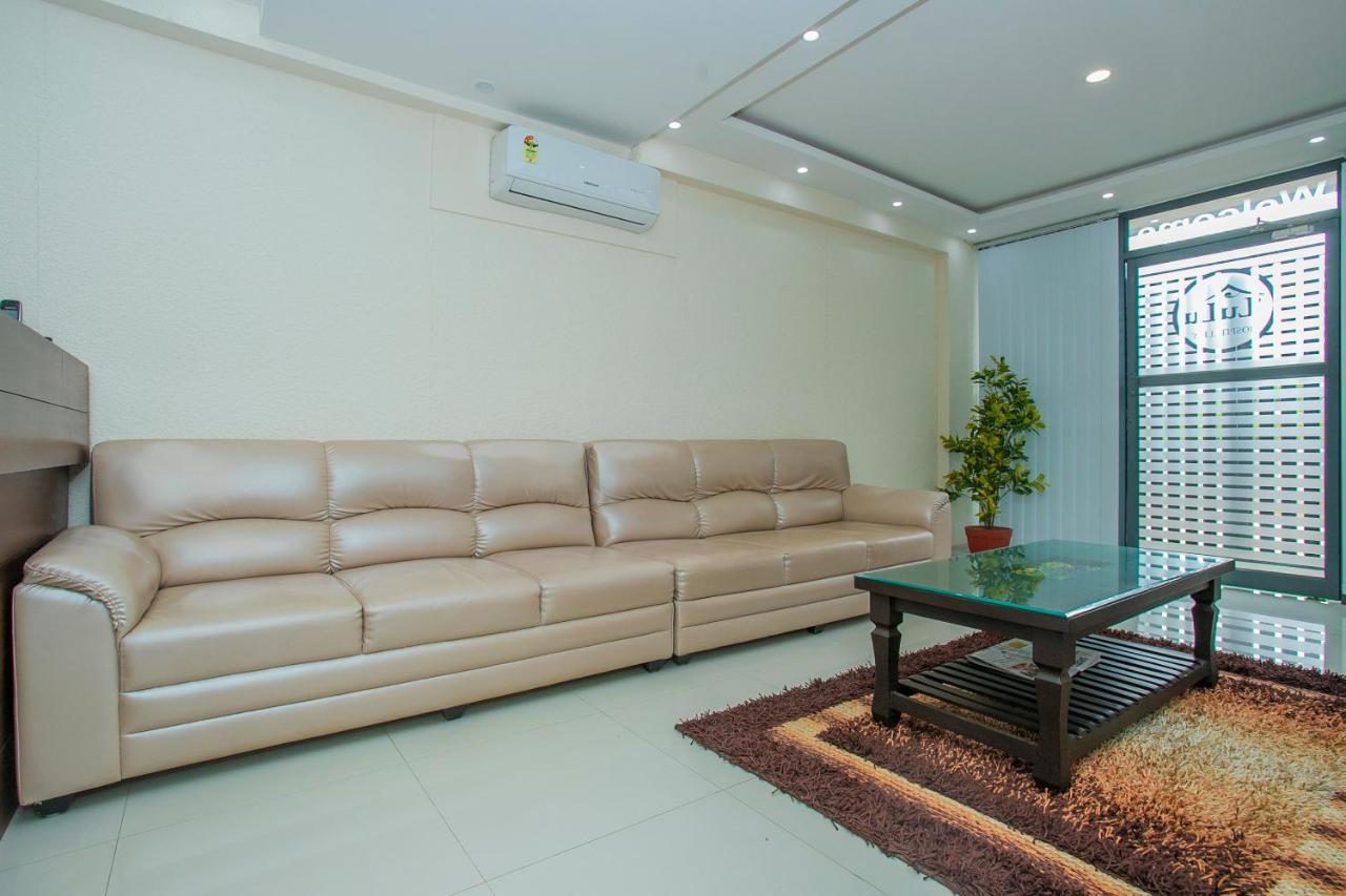Отель Oyo 4797 Lulu Hospitality Yelahanka Экстерьер фото
