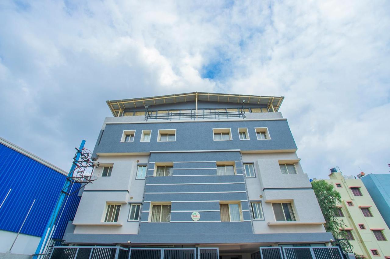 Отель Oyo 4797 Lulu Hospitality Yelahanka Экстерьер фото